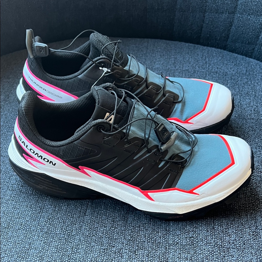 NWT Salomon Thundercross W9